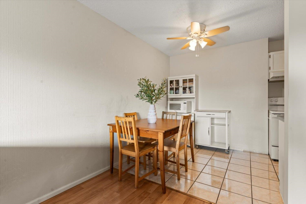 Walk-In Closet Photo of 204 9175 Mary Street, Chilliwack, BC