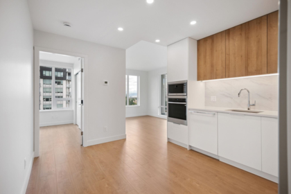 1009 13387 Old Yale Road, Surrey, BC, Surrey — Apartment/Condo for sale