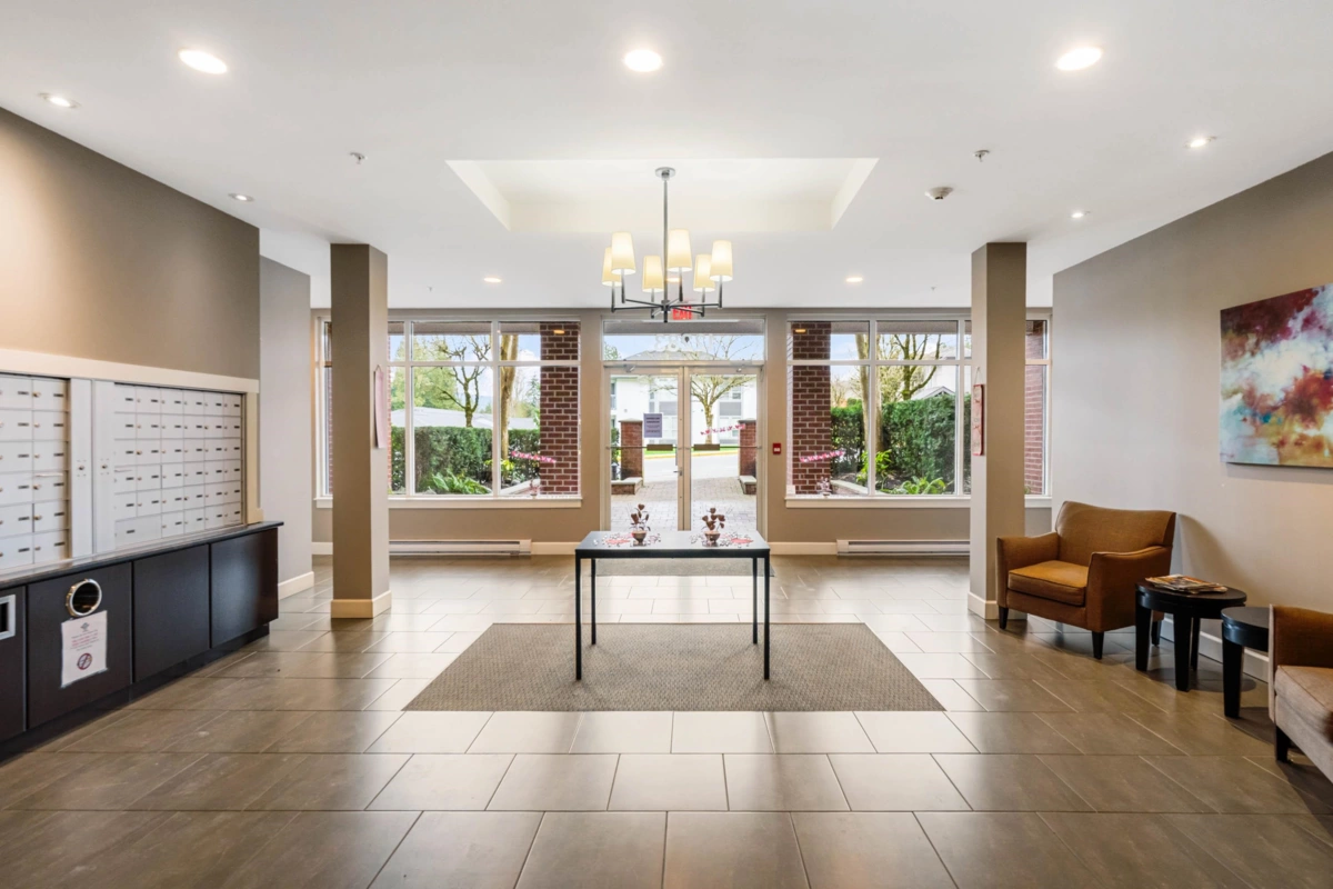 Living Room Photo of 406 12283 224 Street, Maple Ridge, BC