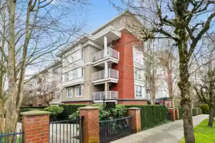 406 12283 224 Street, Maple Ridge, BC, West Central — 2 bed apartment/condo for sale