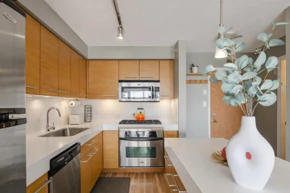706 2770 Sophia Street, Vancouver, BC, Vancouver — Apartment/Condo for sale