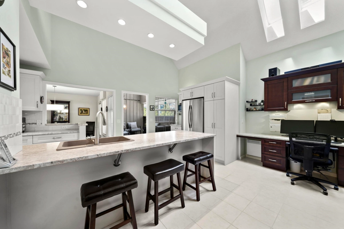 Breakfast Nook Photo of 401 1154 Westwood Street, Coquitlam, BC