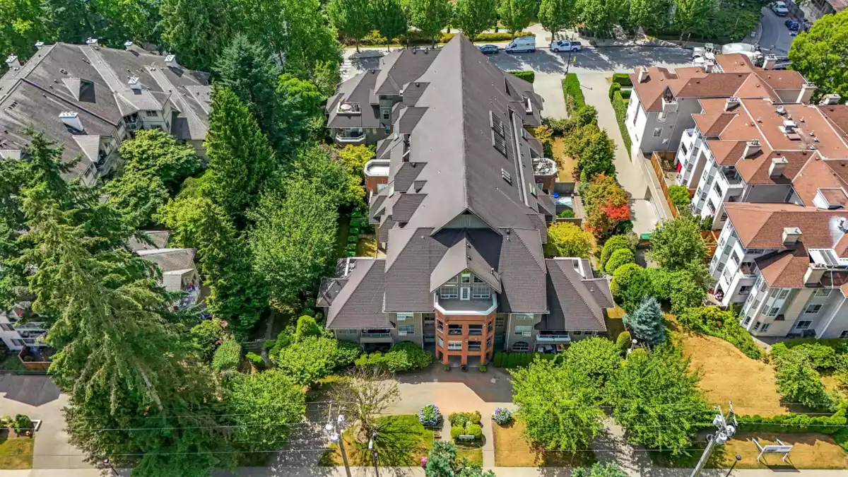 Hot Tub / Spa Photo of 401 1154 Westwood Street, Coquitlam, BC