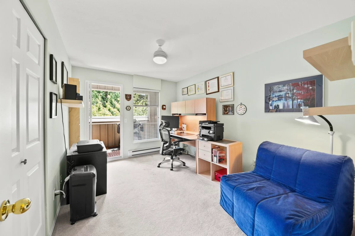 Staircase Photo of 401 1154 Westwood Street, Coquitlam, BC