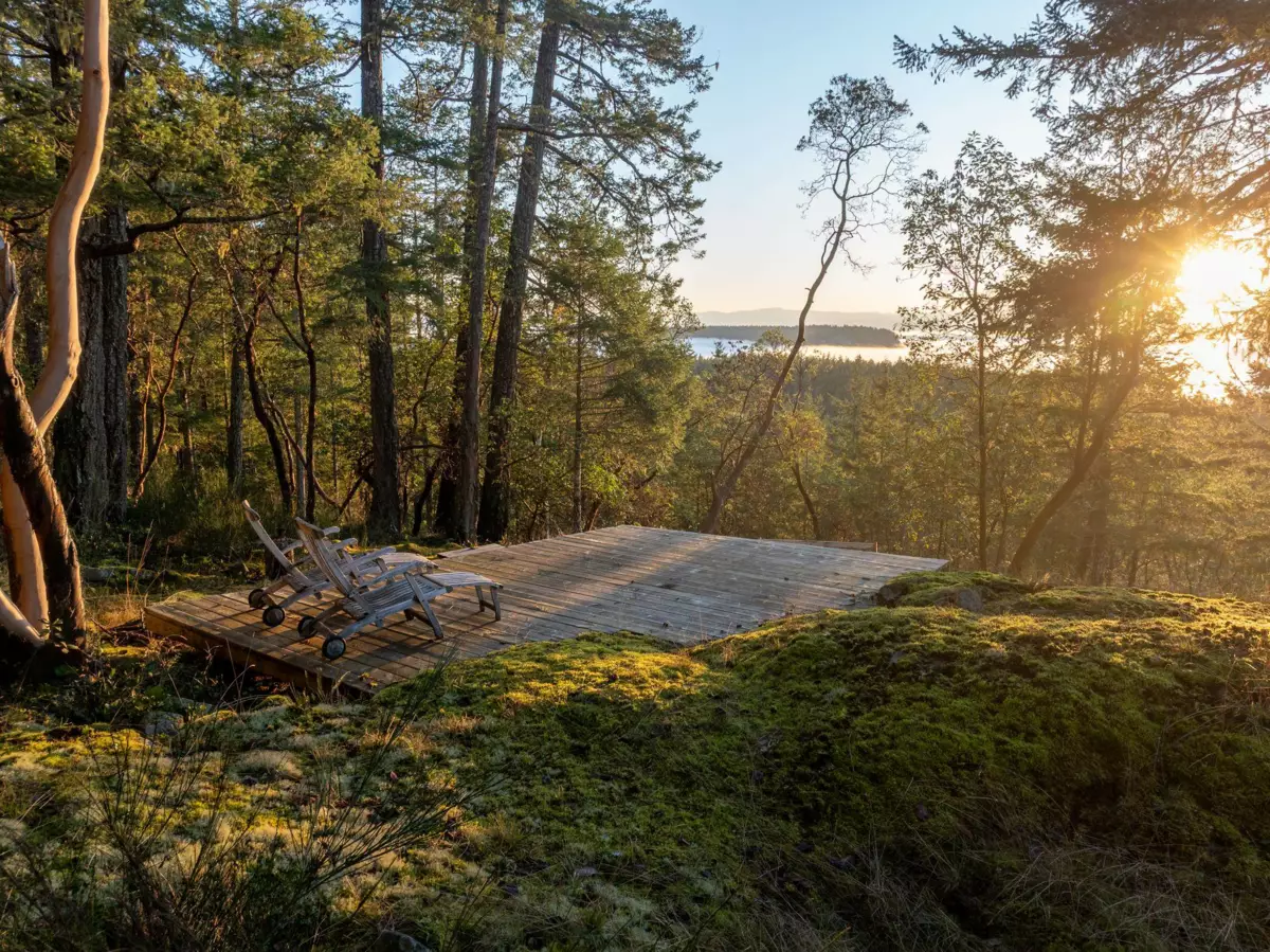 Outdoor Patio Photo of 10339 Sunshine Coast Highway, Halfmoon Bay, BC