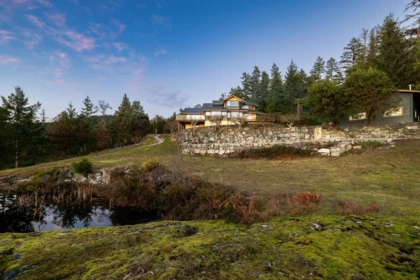 Backyard Photo of 10339 Sunshine Coast Highway, Halfmoon Bay, BC