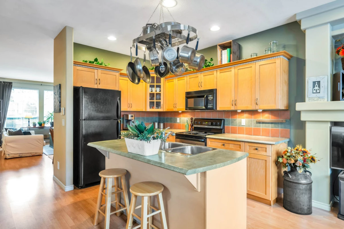 Bedroom 2 Photo of 24121 102a Avenue, Maple Ridge, BC