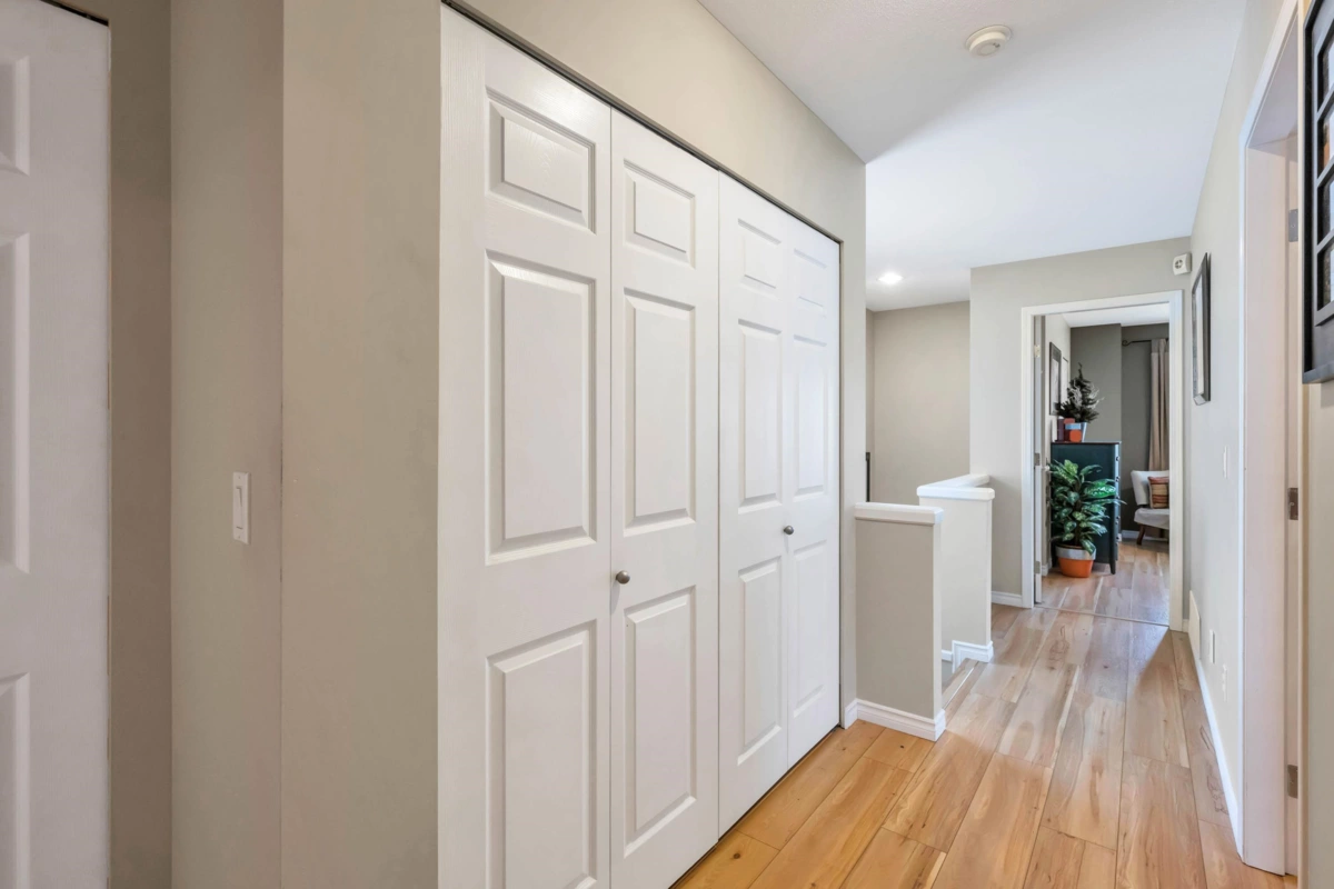 Mudroom Photo of 24121 102a Avenue, Maple Ridge, BC