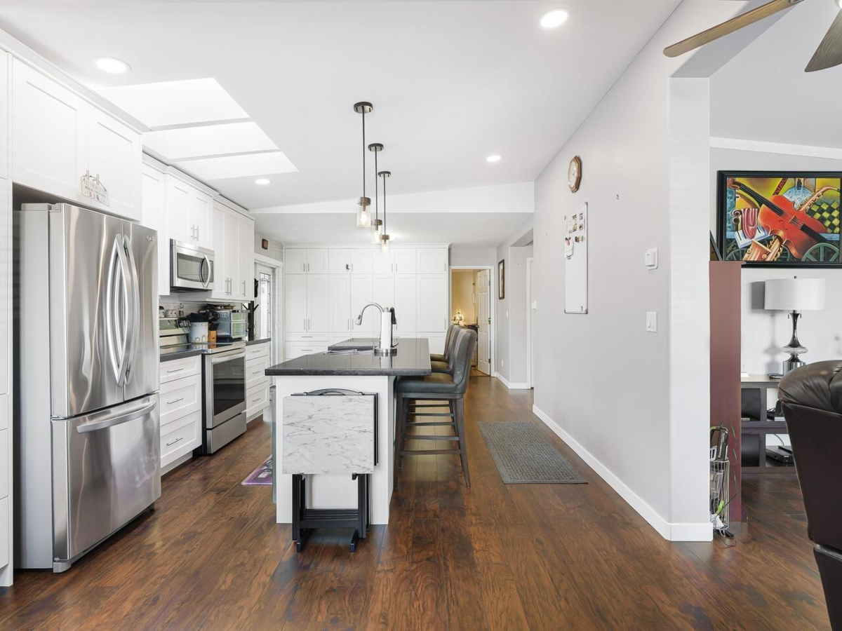 Bedroom 2 Photo of 9 1840 160 Street, Surrey, BC