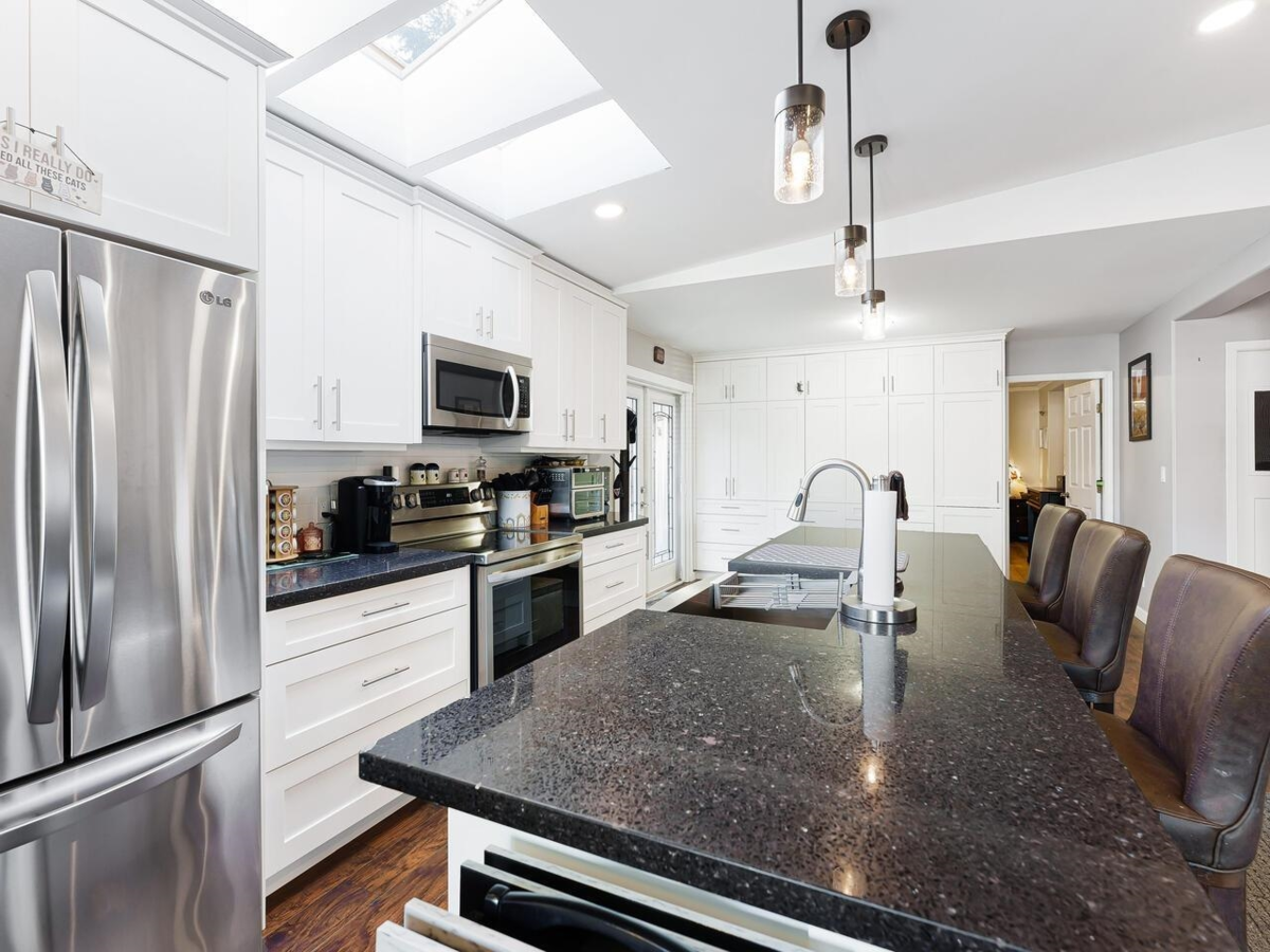 Bedroom 3 Photo of 9 1840 160 Street, Surrey, BC