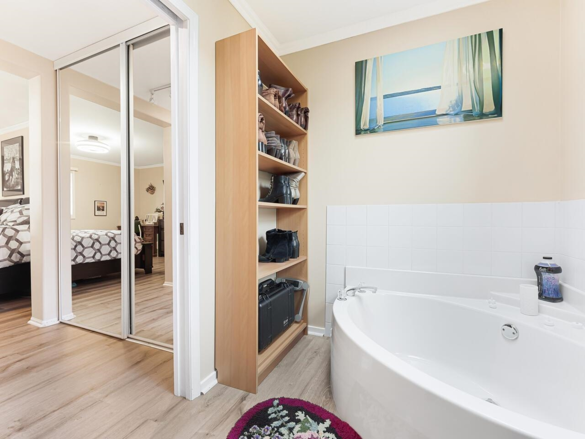 Loft / Bonus Room Photo of 9 1840 160 Street, Surrey, BC