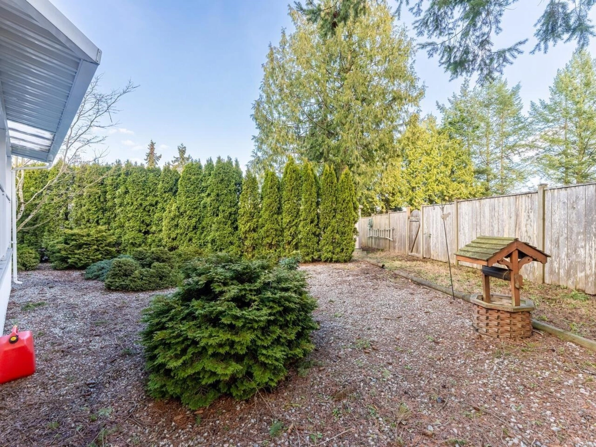 Pantry Photo of 9 1840 160 Street, Surrey, BC