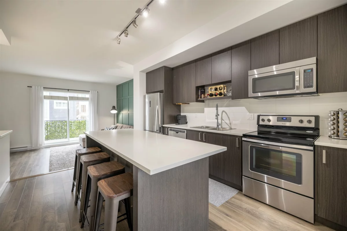 Breakfast Nook Photo of 78 15340 Guildford Drive, Surrey, BC