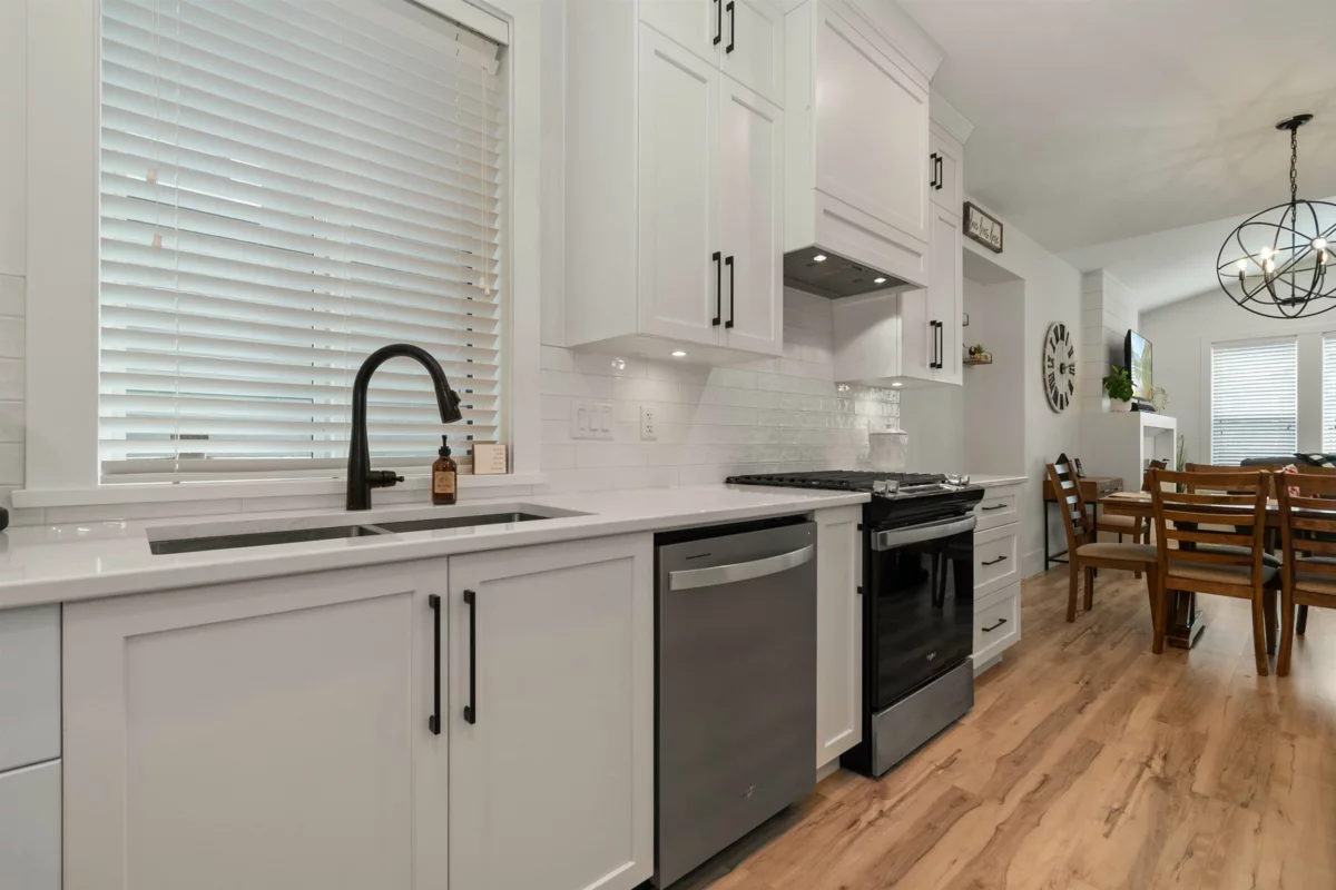 Breakfast Nook Photo of 36 46211 Promontory Road, Chilliwack, BC