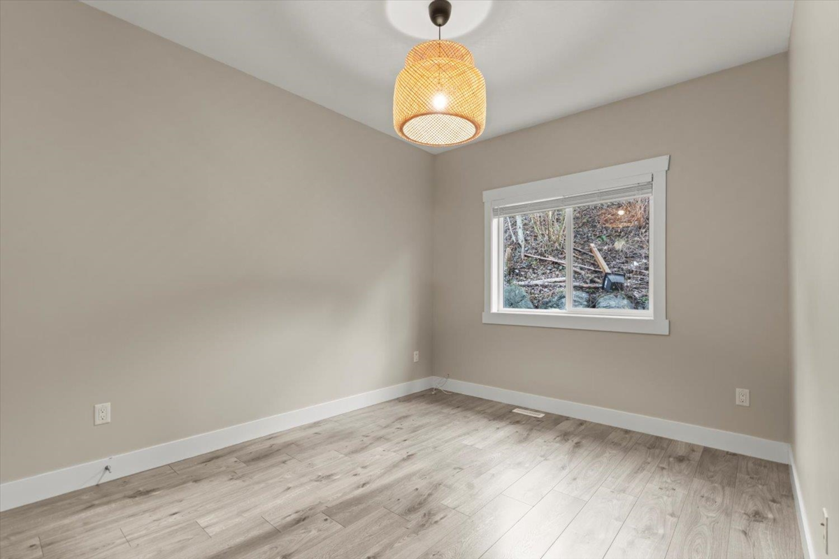 Basement Recreation Room Photo of 46930 Sylvan Drive, Chilliwack, BC
