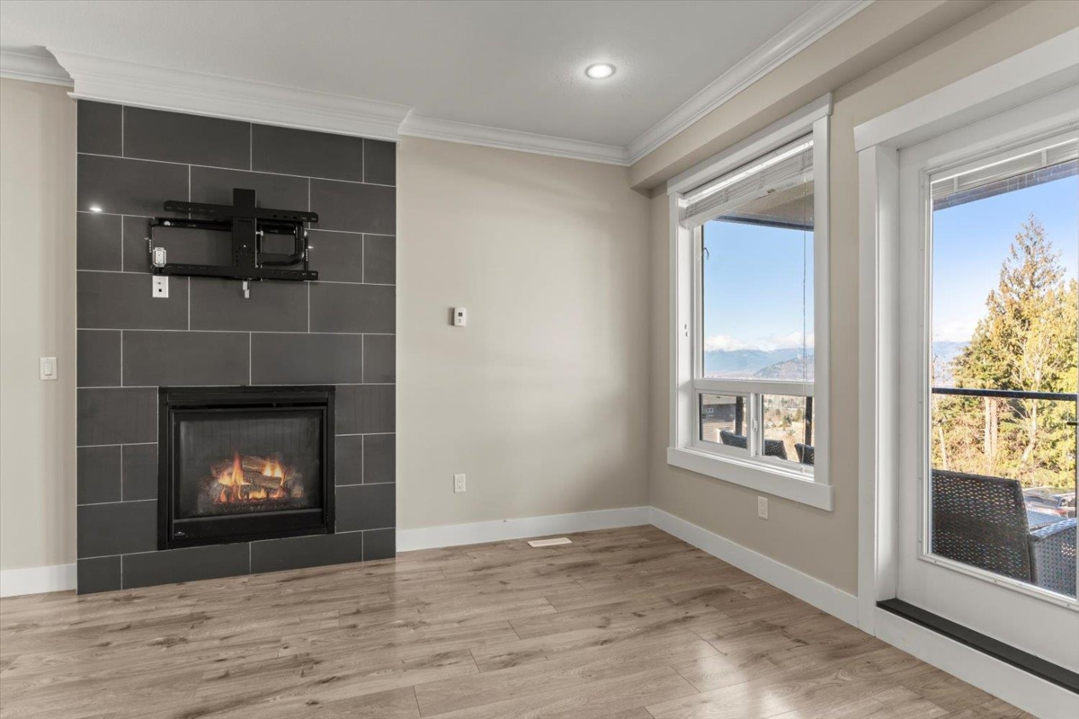 Dining Area Photo of 46930 Sylvan Drive, Chilliwack, BC
