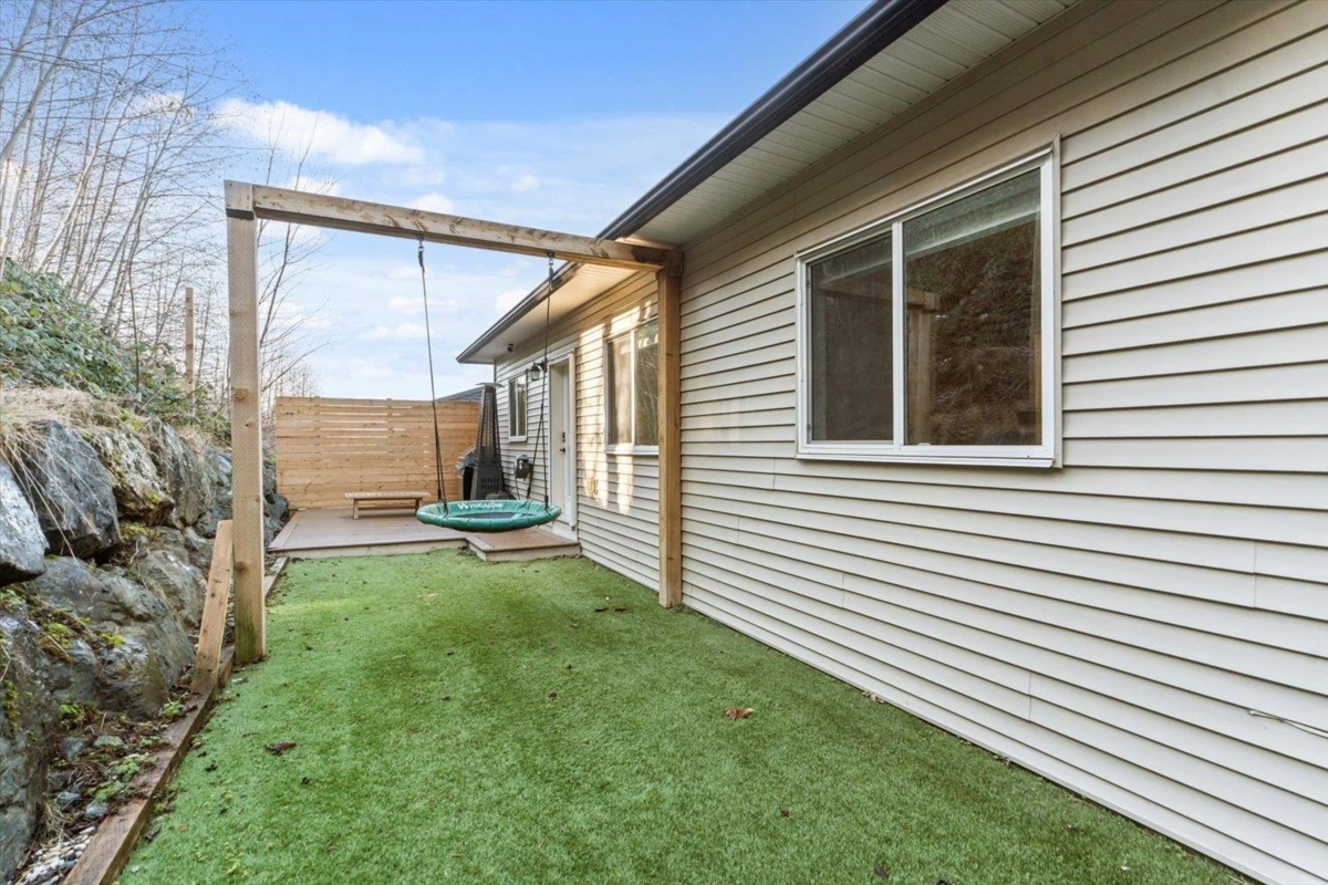 Outdoor Deck Photo of 46930 Sylvan Drive, Chilliwack, BC