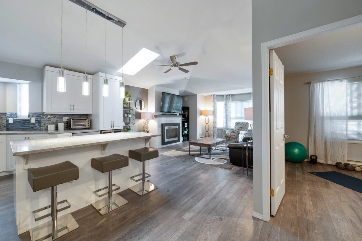 Bedroom 4 Photo of 305 19721 64 Avenue, Langley, BC