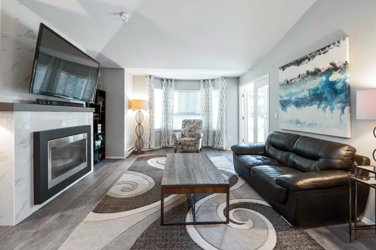 Exterior Rear Photo of 305 19721 64 Avenue, Langley, BC