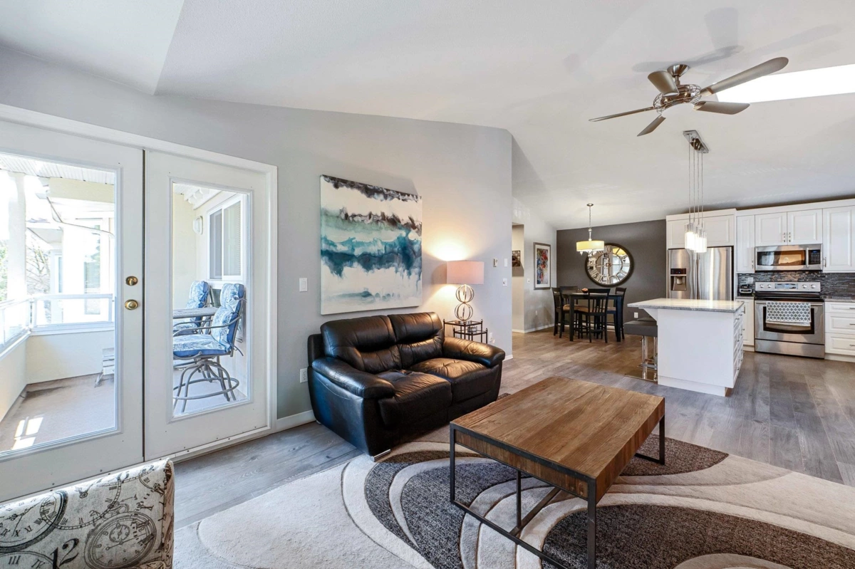 Family Room Photo of 305 19721 64 Avenue, Langley, BC