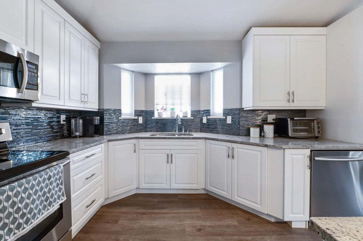 Walk-In Closet Photo of 305 19721 64 Avenue, Langley, BC