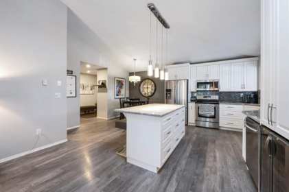 Primary Bedroom Photo of 305 19721 64 Avenue, Langley, BC