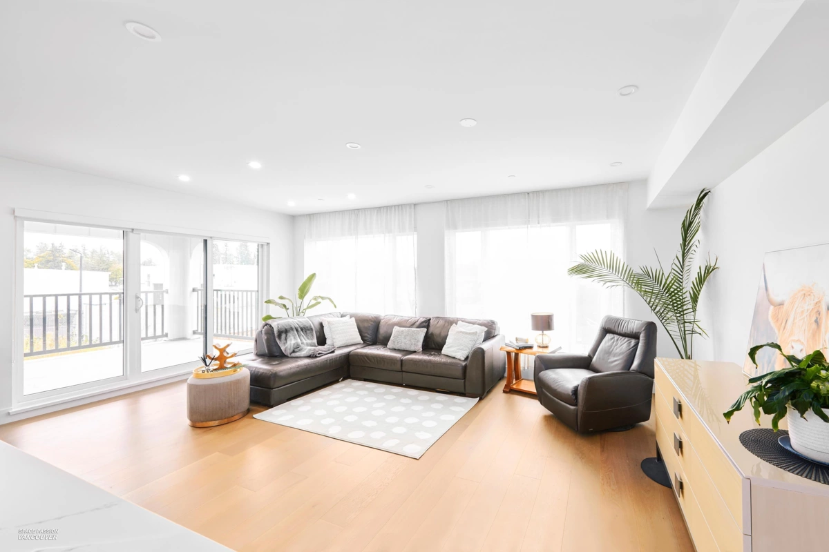 Dining Area Photo of 23962 120b Avenue, Maple Ridge, BC