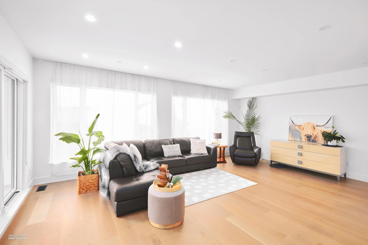 Family Room Photo of 23962 120b Avenue, Maple Ridge, BC