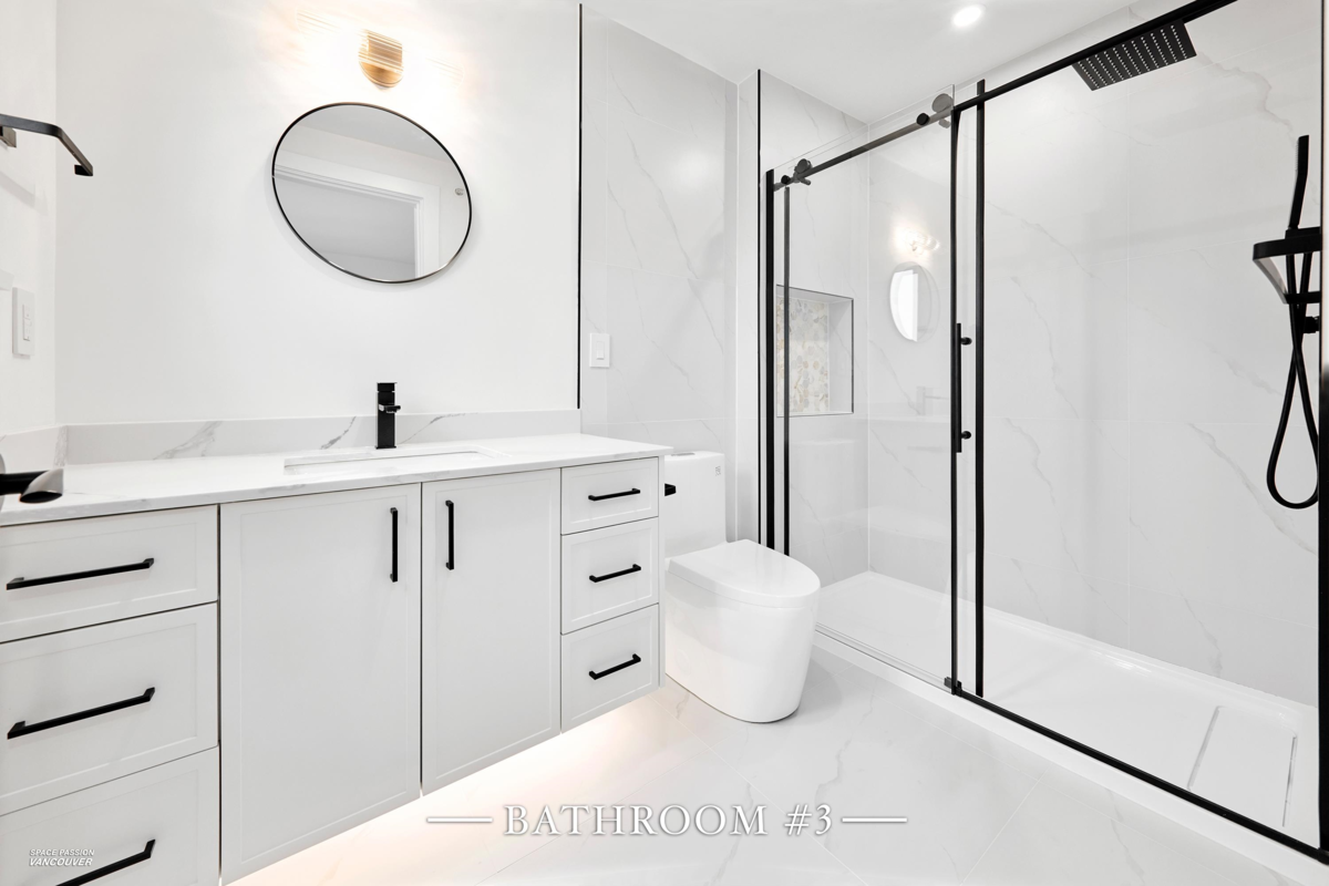 Laundry Room Photo of 23962 120b Avenue, Maple Ridge, BC