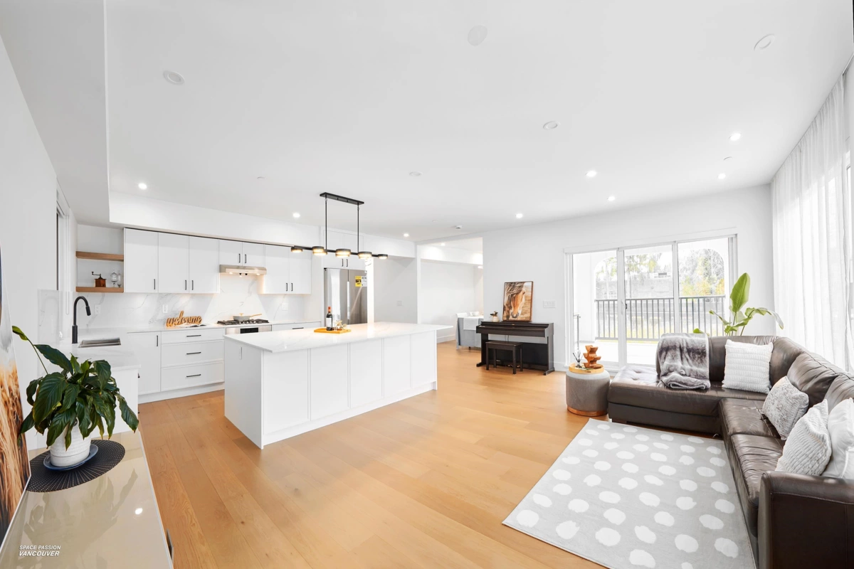 Living Room Photo of 23962 120b Avenue, Maple Ridge, BC