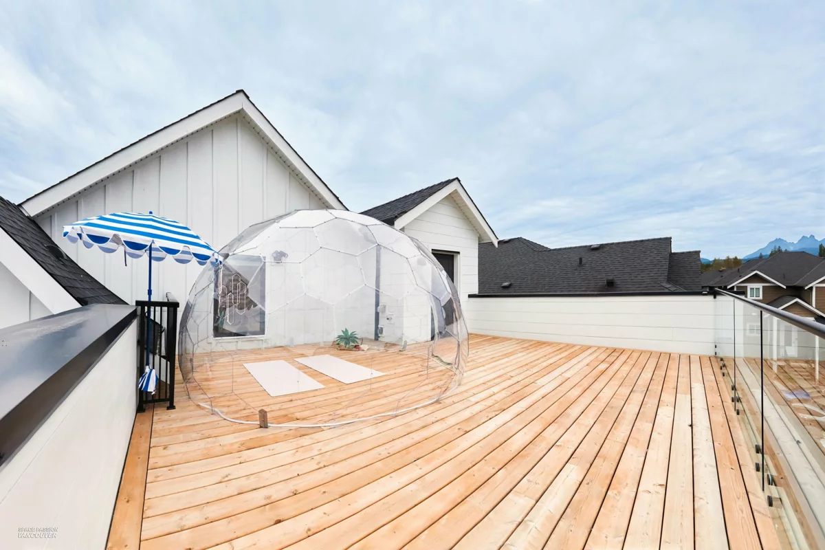 Outdoor Kitchen Photo of 23962 120b Avenue, Maple Ridge, BC