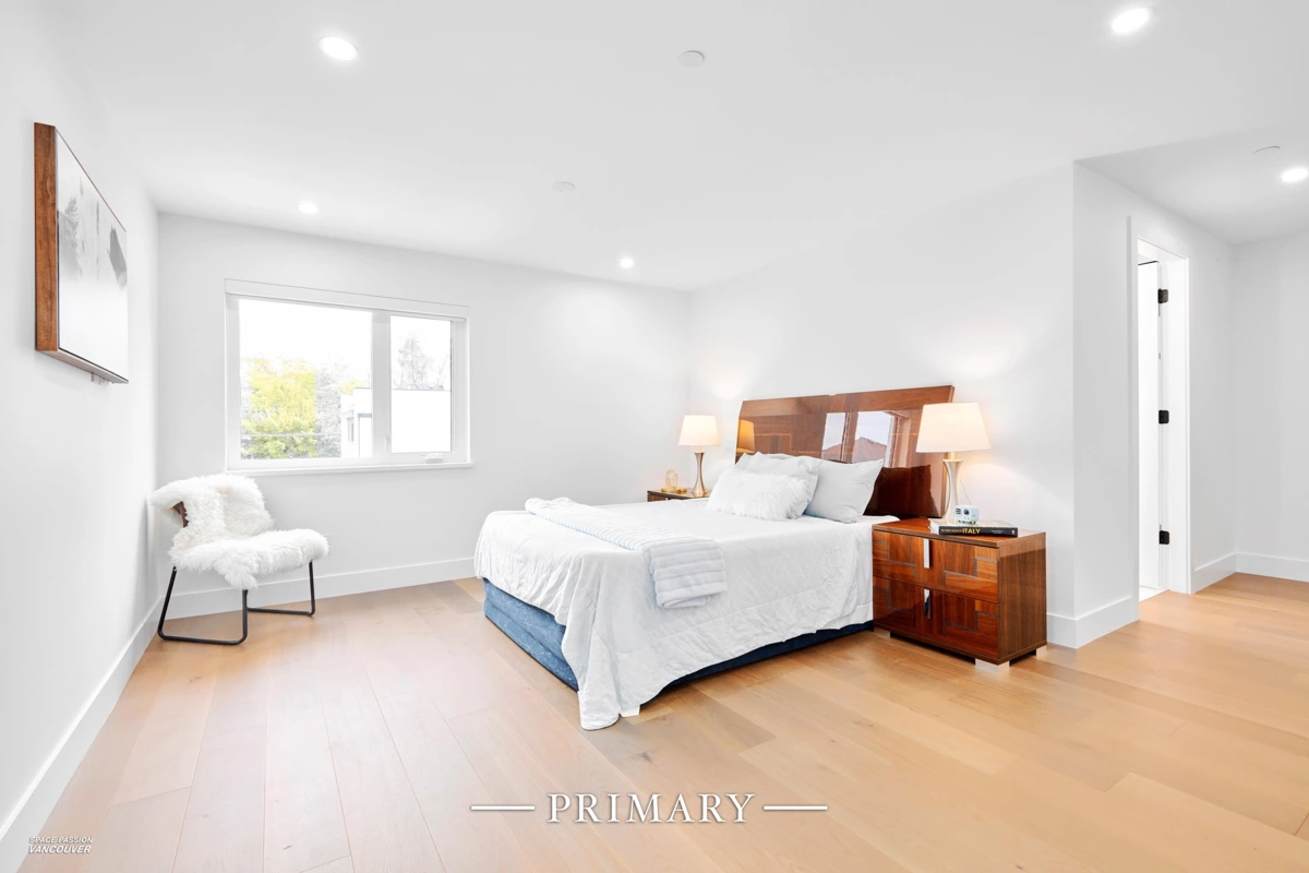 Primary Bathroom Photo of 23962 120b Avenue, Maple Ridge, BC