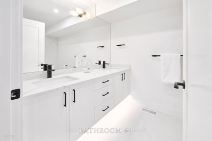 Guest Bathroom Photo of 23962 120b Avenue, Maple Ridge, BC