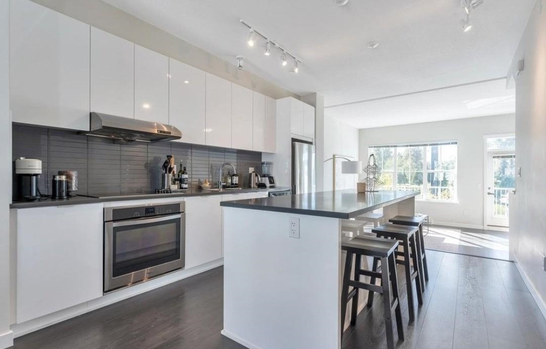 Pantry Photo of 59 5550 Admiral Way, Delta, BC