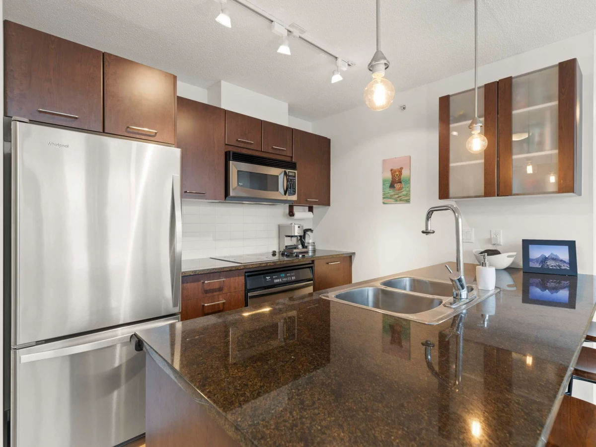 Bedroom 3 Photo of 1501 1199 Seymour Street, Vancouver, BC