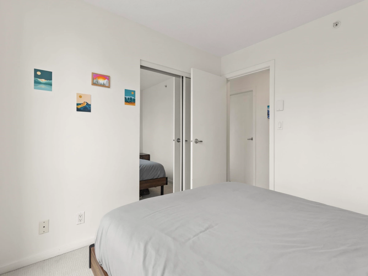 Laundry Room Photo of 1501 1199 Seymour Street, Vancouver, BC