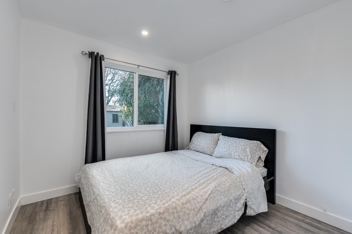 Neighborhood Park Photo Near 2426 Bennie Place, Port Coquitlam, BC