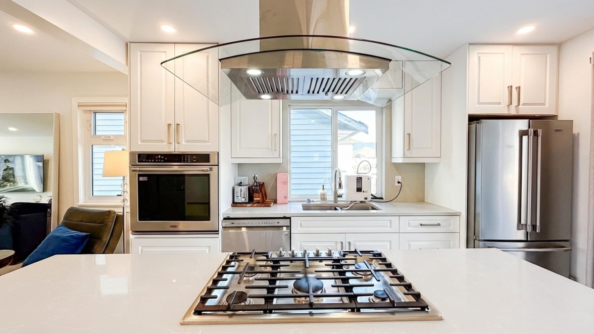 Pantry Photo of 2426 Bennie Place, Port Coquitlam, BC