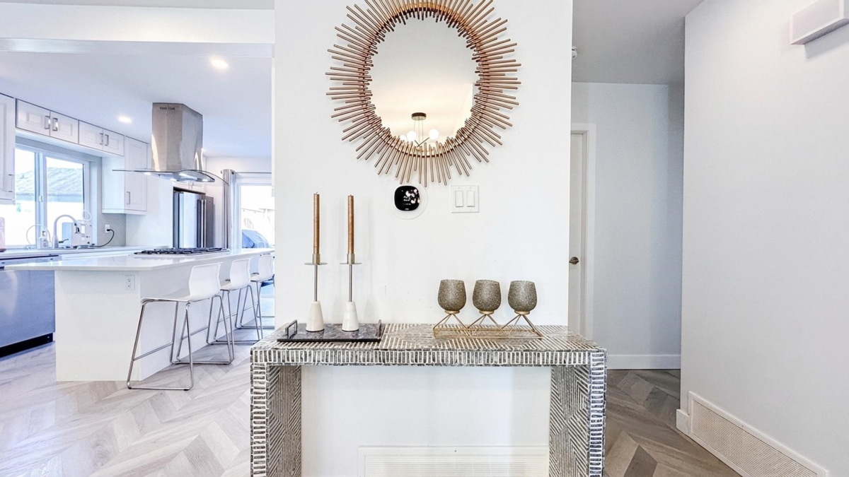 Primary Bathroom Photo of 2426 Bennie Place, Port Coquitlam, BC