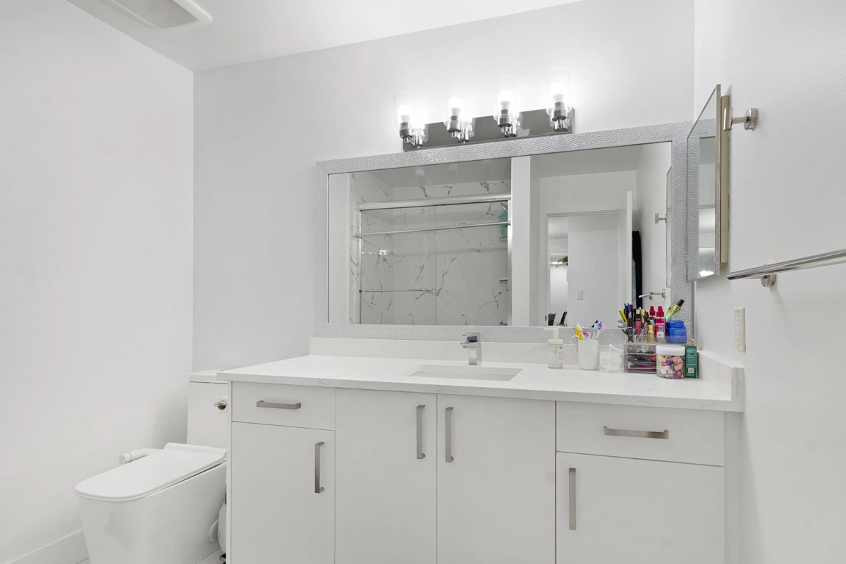 Basement Recreation Room Photo of 303 13955 72 Avenue, Surrey, BC