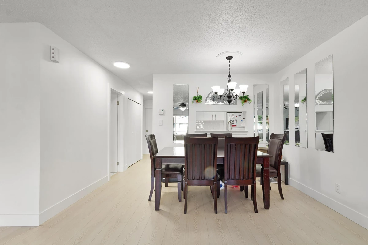 Breakfast Nook Photo of 303 13955 72 Avenue, Surrey, BC