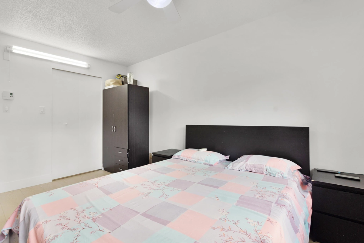 Powder Room Photo of 303 13955 72 Avenue, Surrey, BC