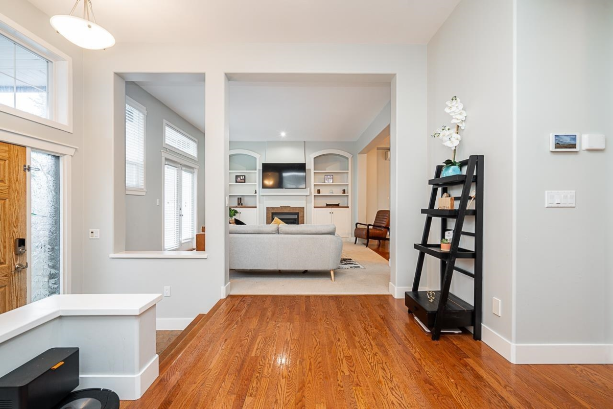 Family Room Photo of 6075 165a Street, Surrey, BC