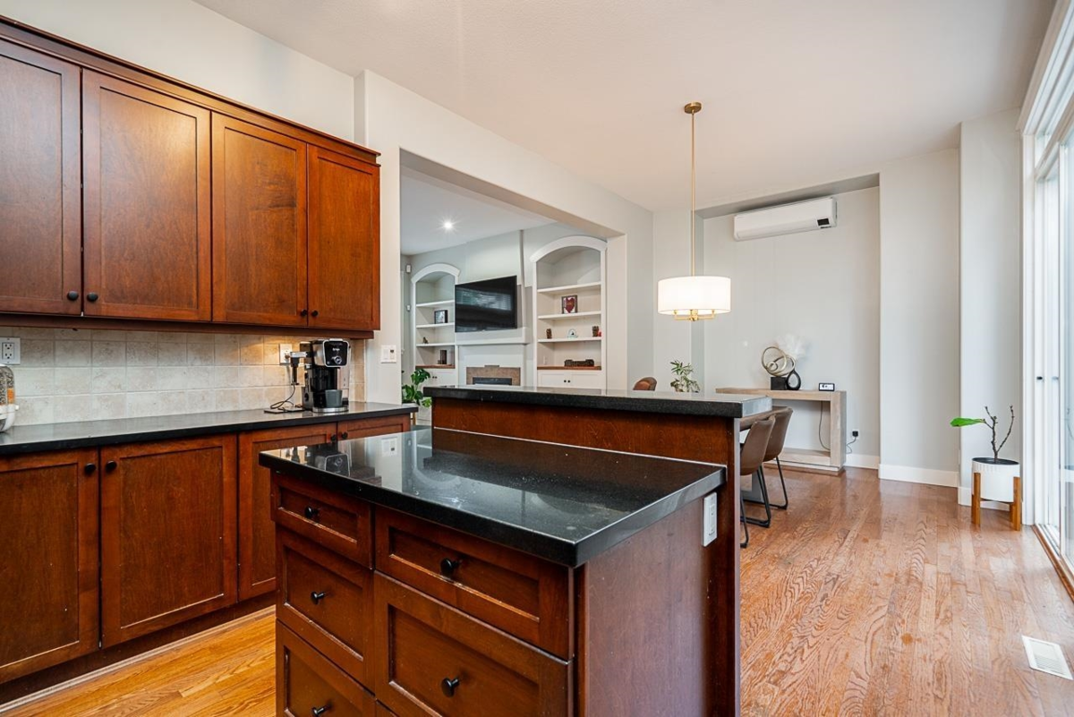 Laundry Room Photo of 6075 165a Street, Surrey, BC