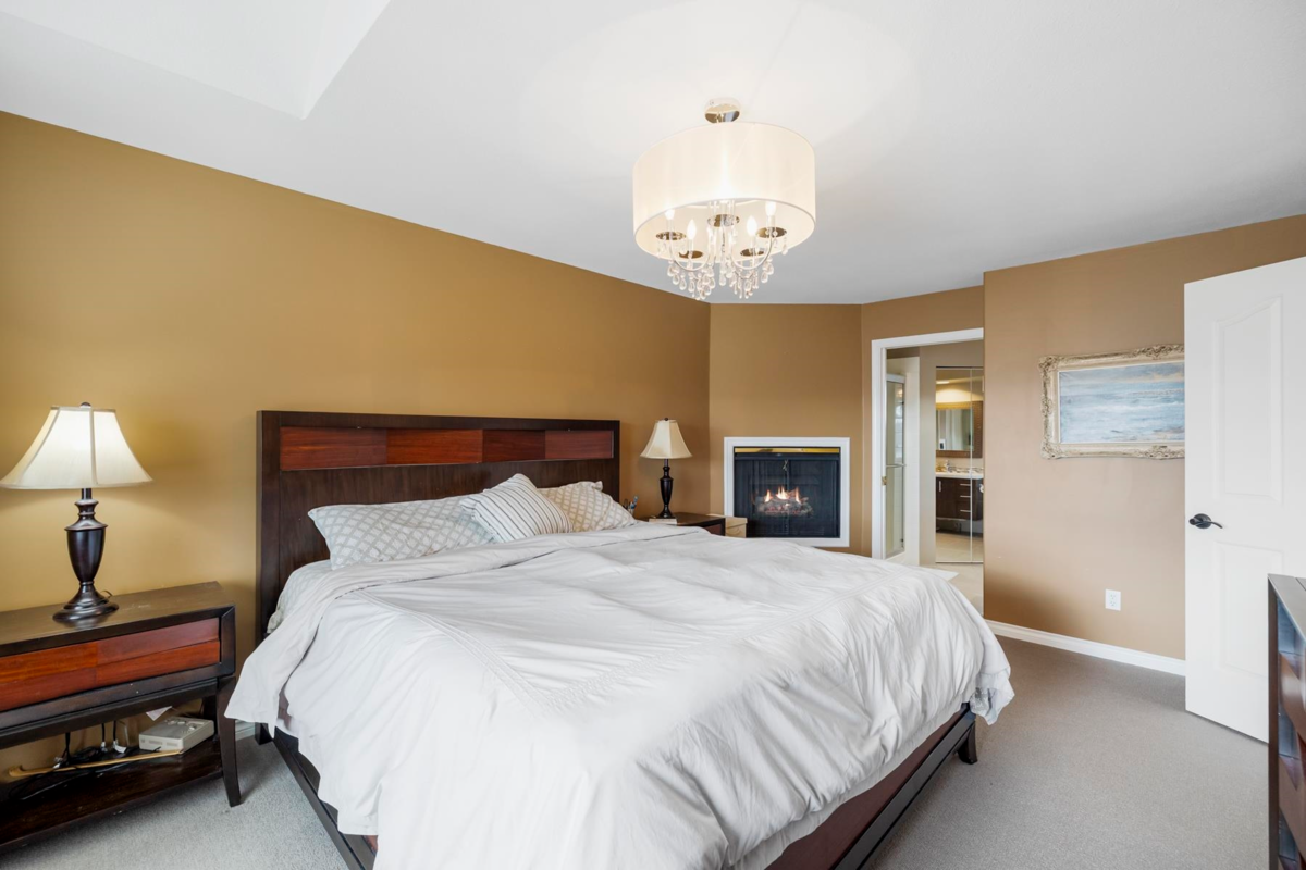 Basement Recreation Room Photo of 1167 Settlers Court, Port Coquitlam, BC