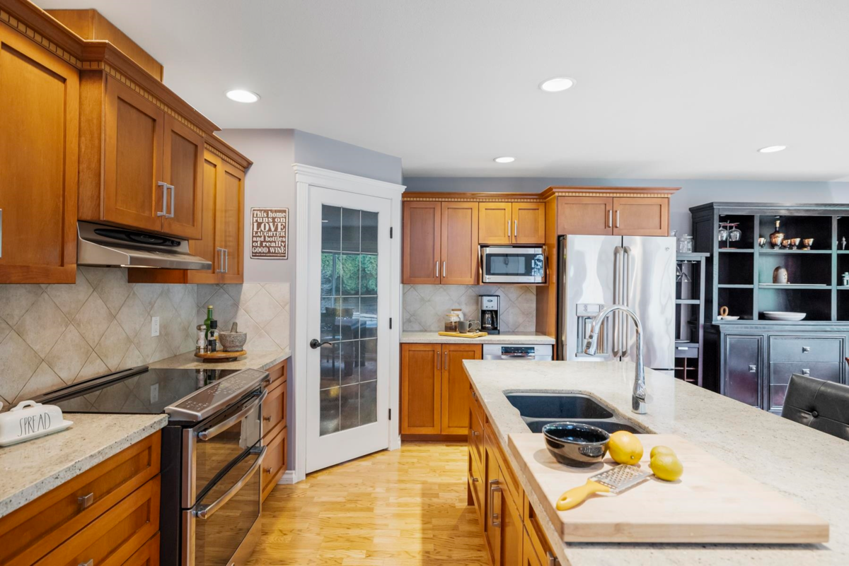 Pantry Photo of 1167 Settlers Court, Port Coquitlam, BC