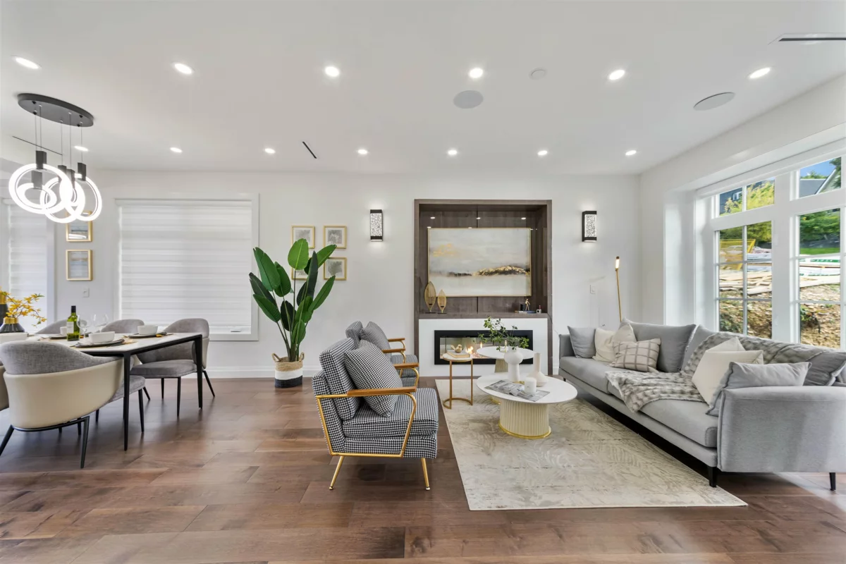 Dining Area Photo of 3615 Yale Street, Vancouver, BC