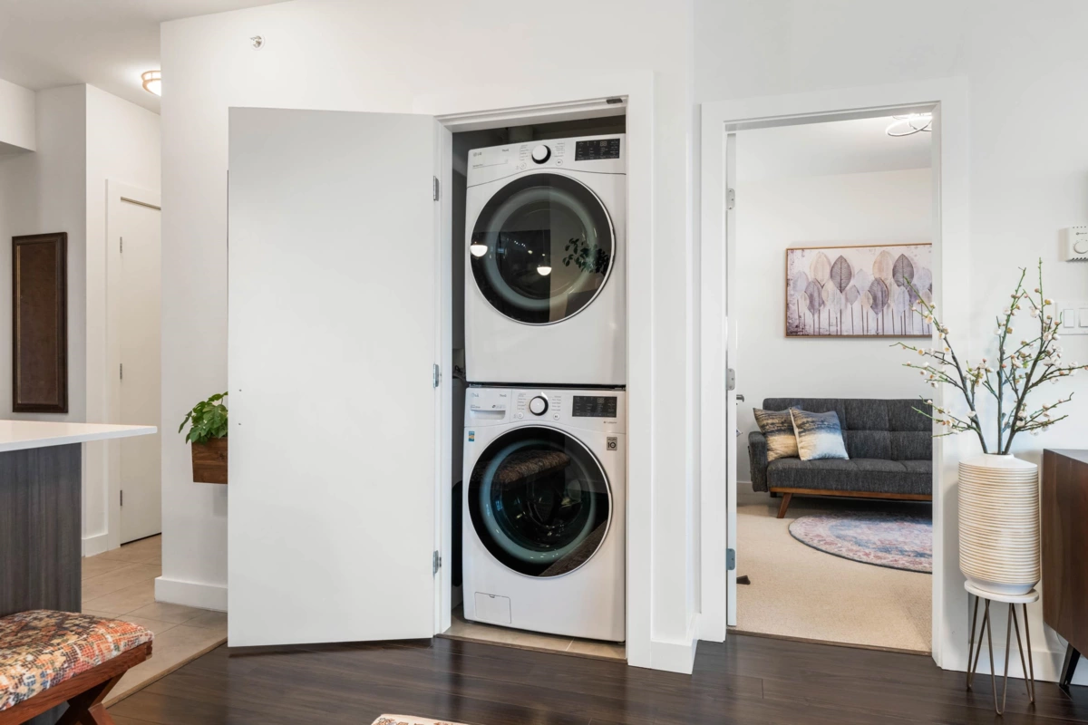 Bedroom 3 Photo of 2504 2789 Shaughnessy Street, Port Coquitlam, BC