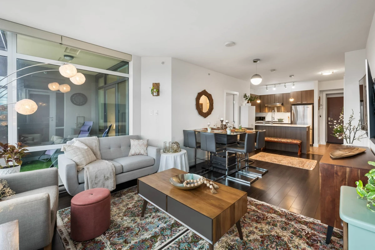 Dining Area Photo of 2504 2789 Shaughnessy Street, Port Coquitlam, BC
