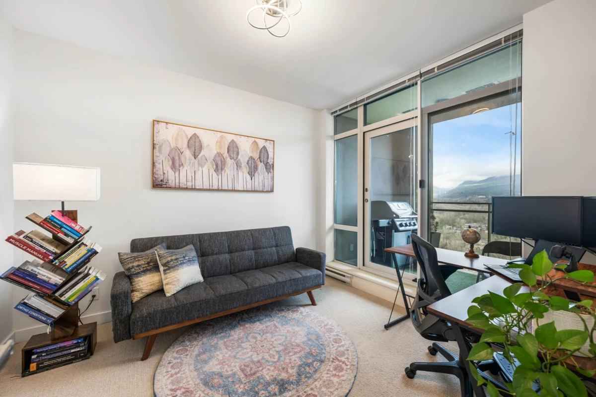 Entry Foyer Photo of 2504 2789 Shaughnessy Street, Port Coquitlam, BC